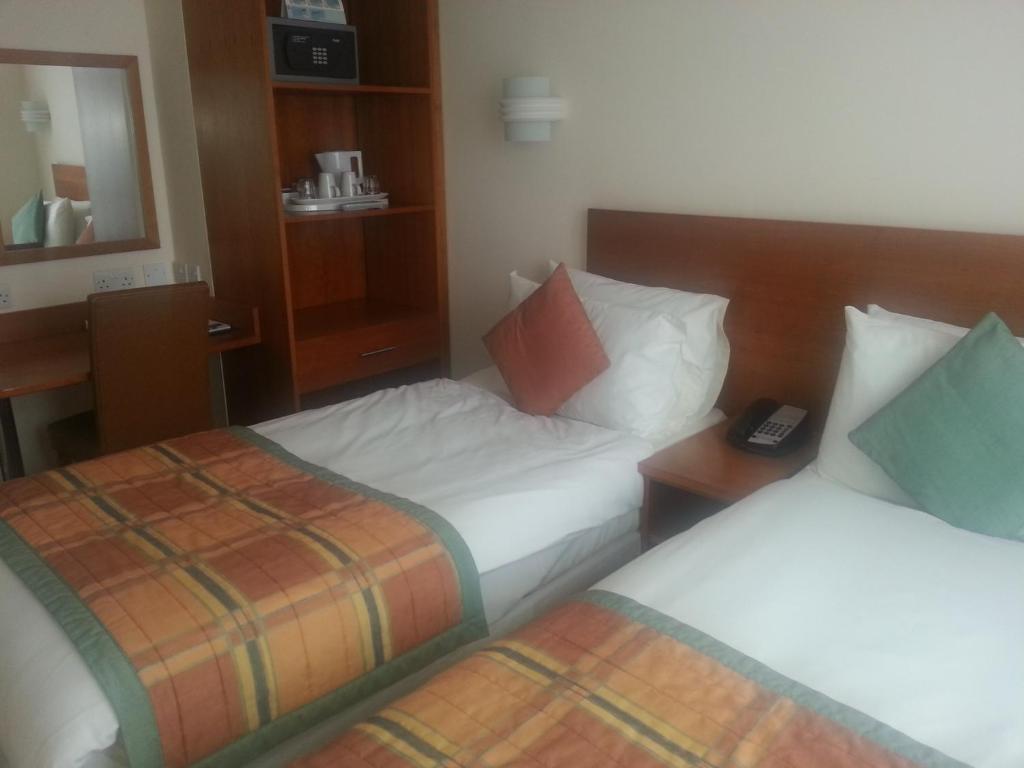 Sefton Express Hotel Ballasalla Room photo